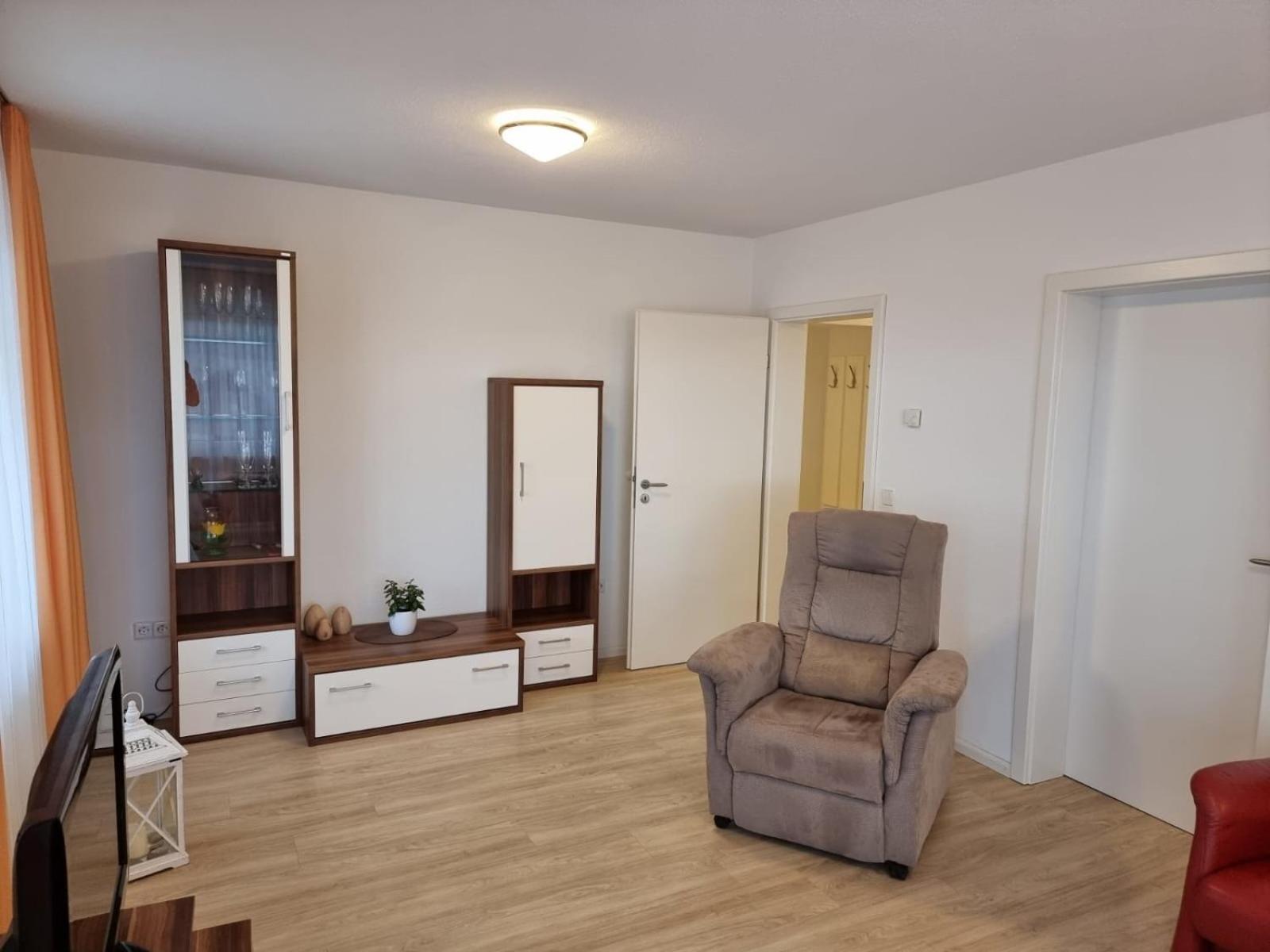 "Schwarzwaldblick" Ferienwohnung 2-4 Pers 65Qm, Schoene Ruhige Suedhanglage Mit Herrl Aussicht 托特瑙 外观 照片