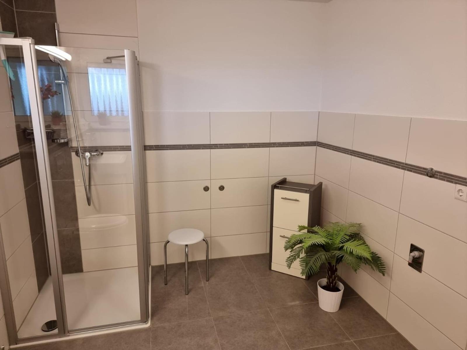 "Schwarzwaldblick" Ferienwohnung 2-4 Pers 65Qm, Schoene Ruhige Suedhanglage Mit Herrl Aussicht 托特瑙 外观 照片